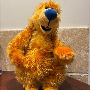 Bear in the big blue house